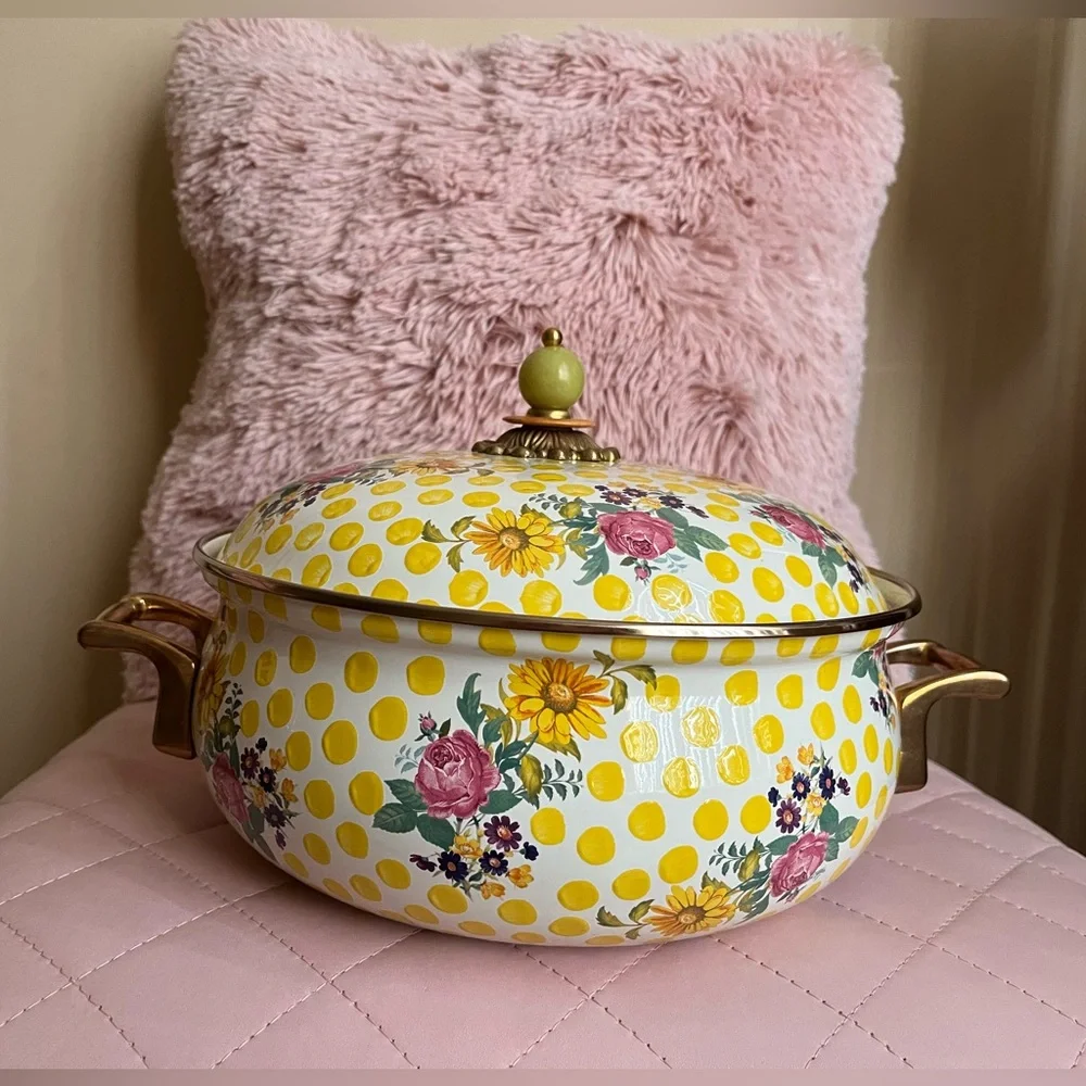 Mackenzie-Childs NWT Retired Buttercup 5 QT Casserole 💕 - Picture 7 of 7